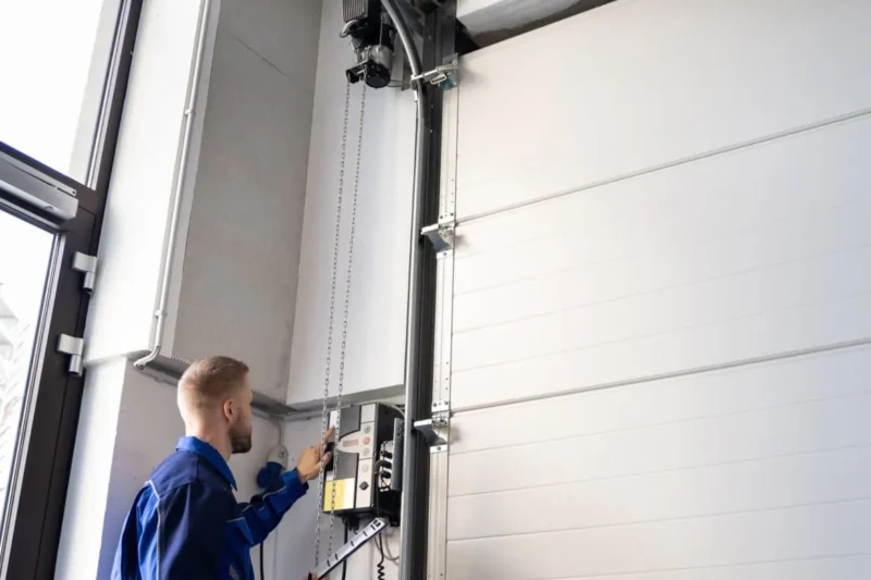 Emergency Garage Door Repair Services – What You Need to Know