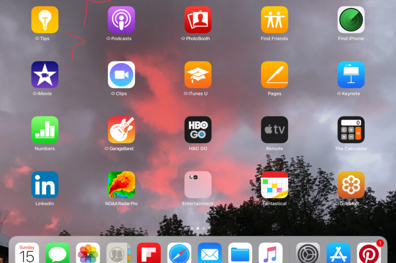 White Dots on iPad Screen: Causes, Troubleshooting, and Fixes