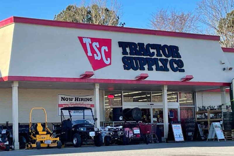 Complete Tractor Supply Sales Associate Job Description